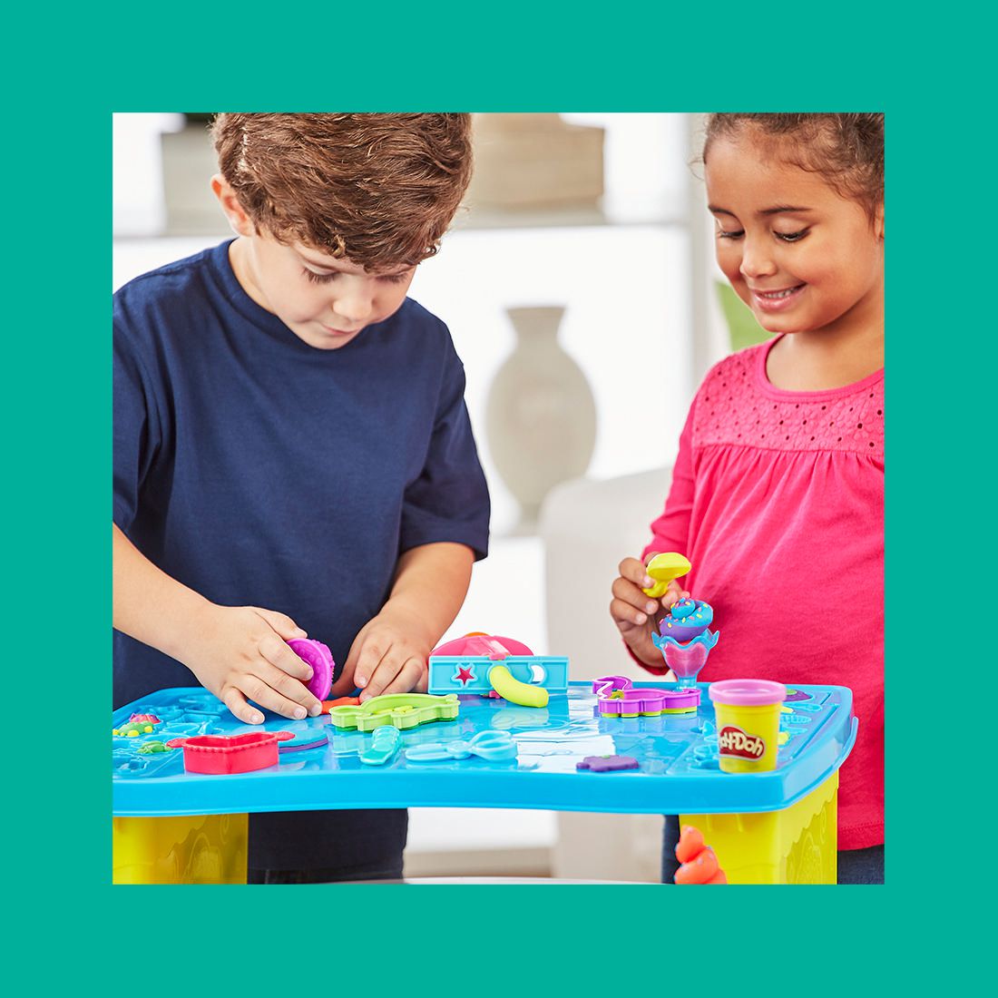 Play-doh Play 'n Store Table Arts & Crafts Activity Table