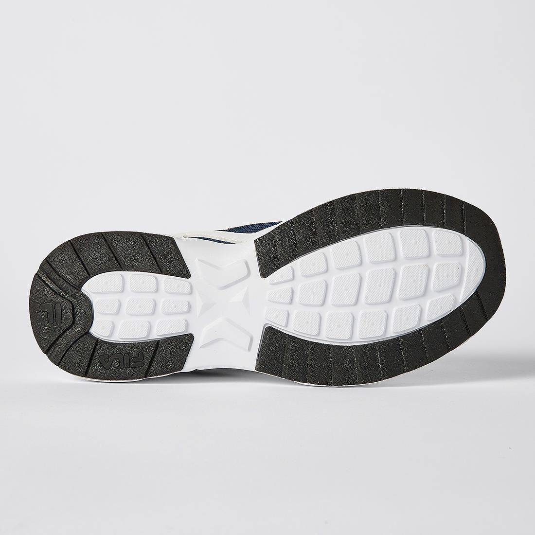 target fila sneakers