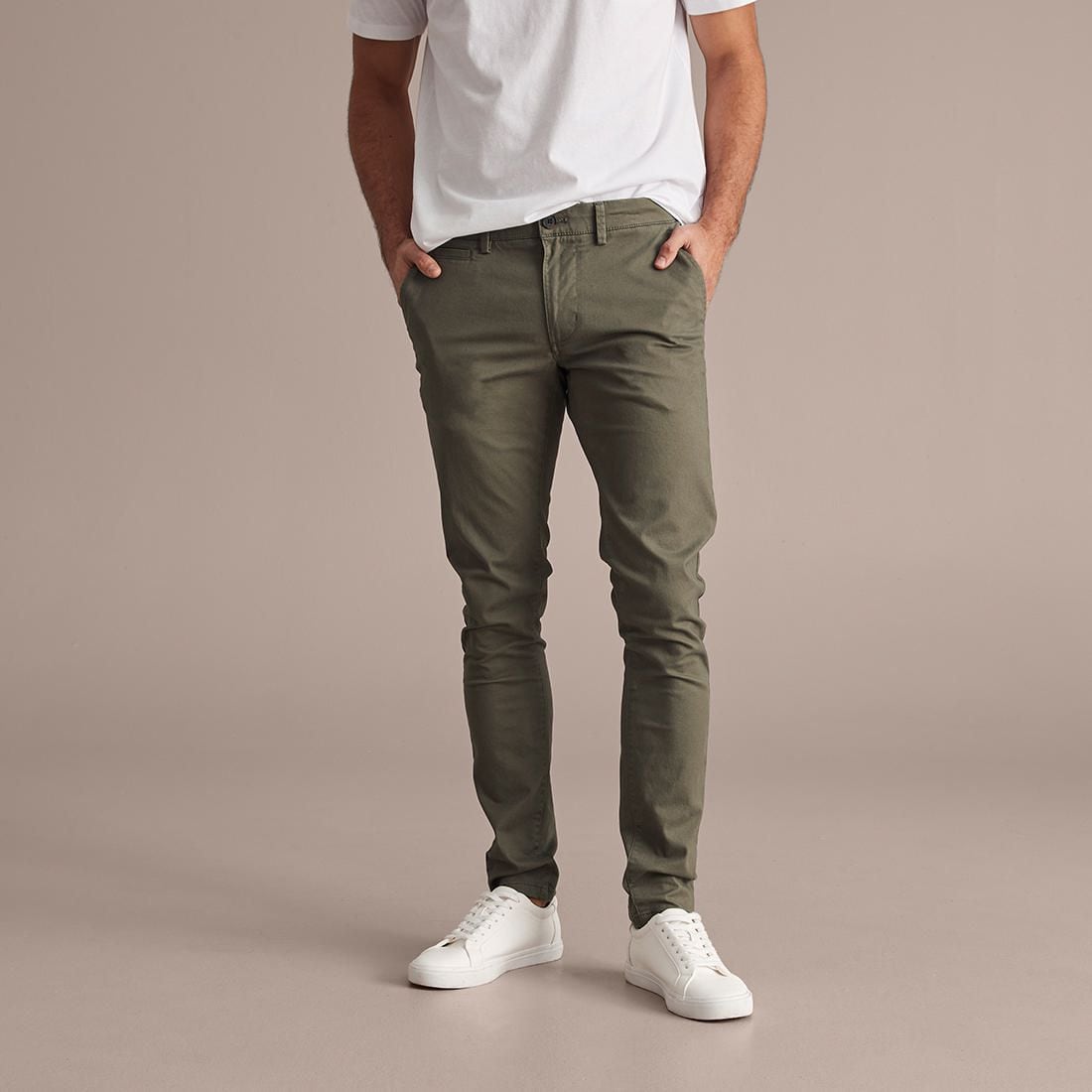 skinny leg khaki pants