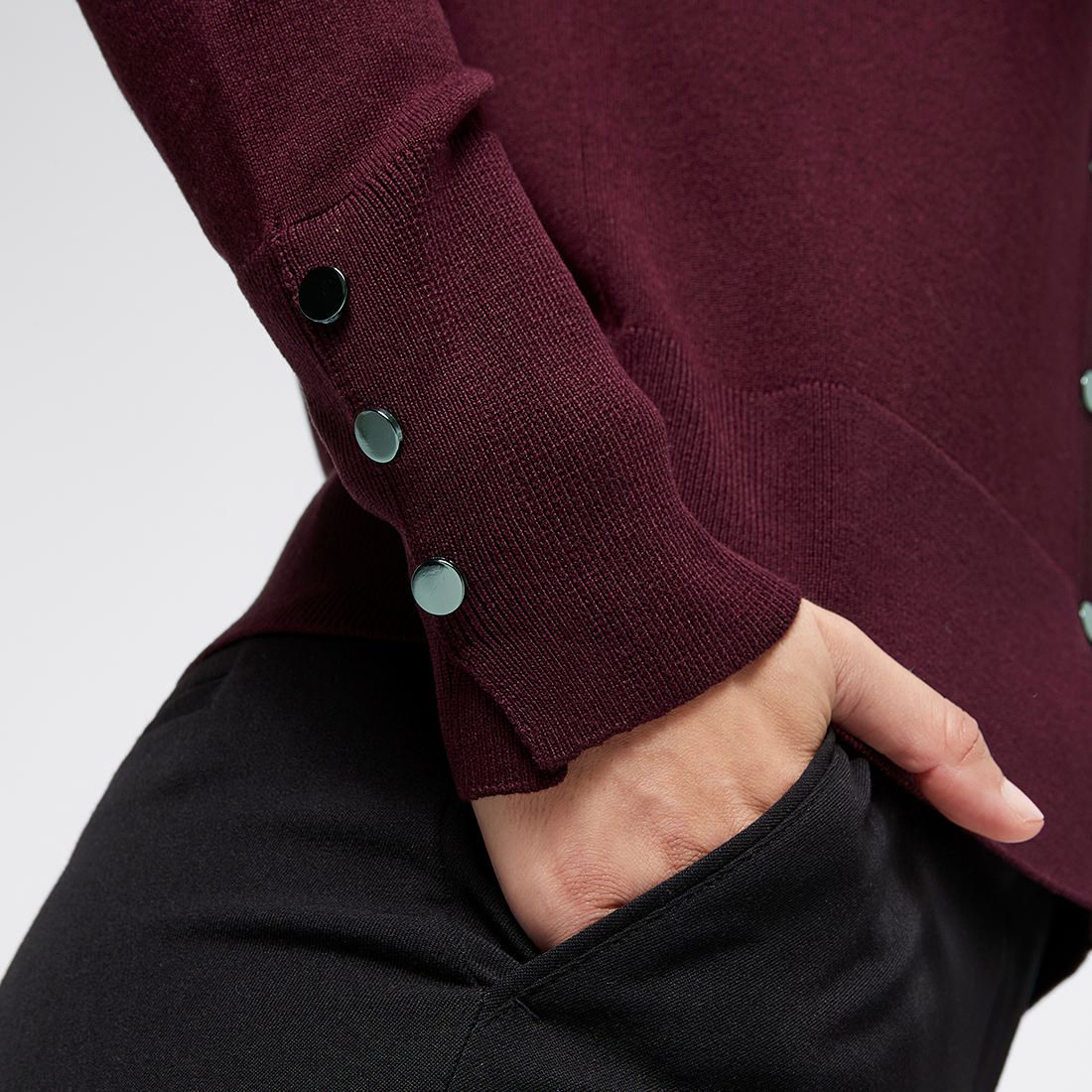Preview Crew Neck Cardigan - Burgundy 