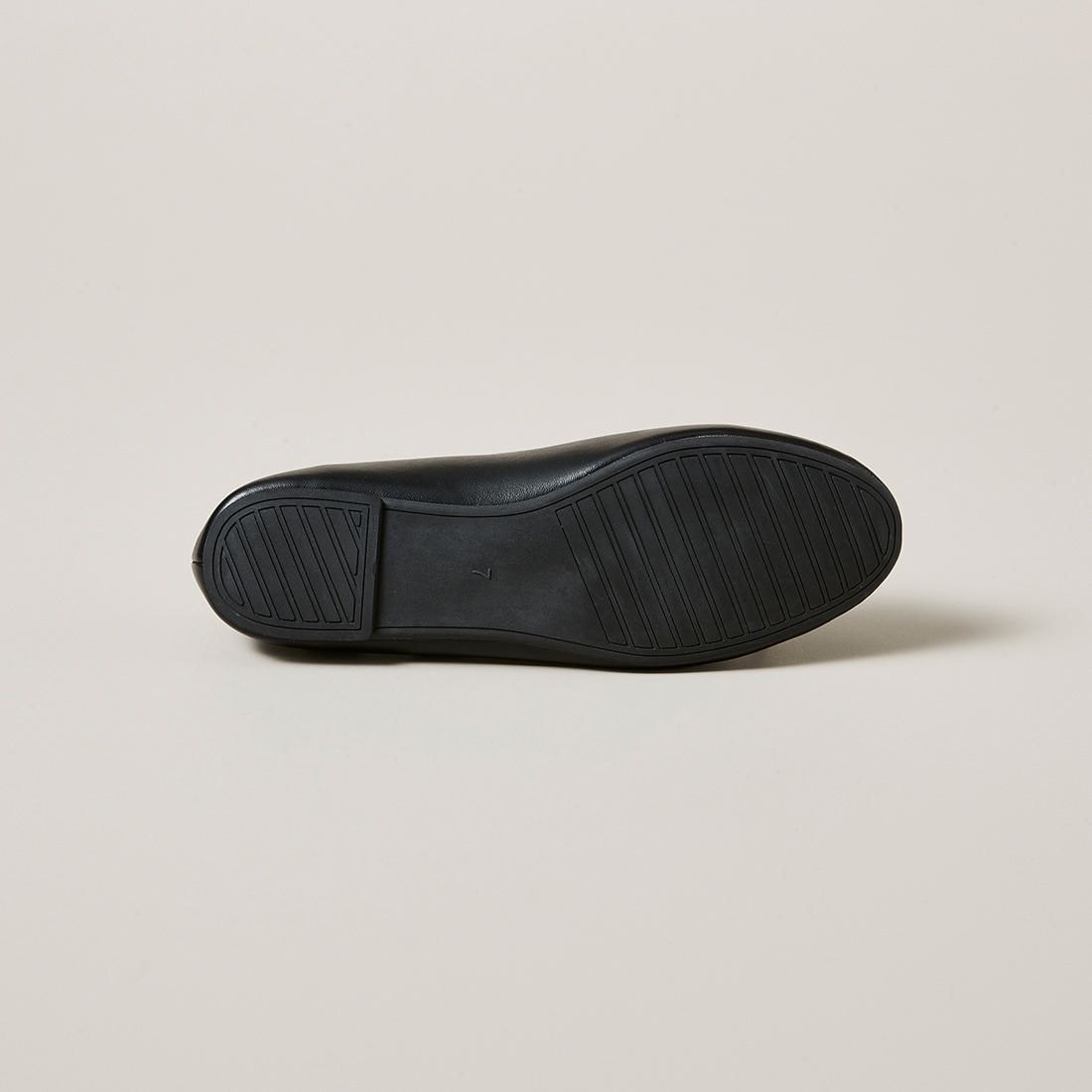 black trainers with bow