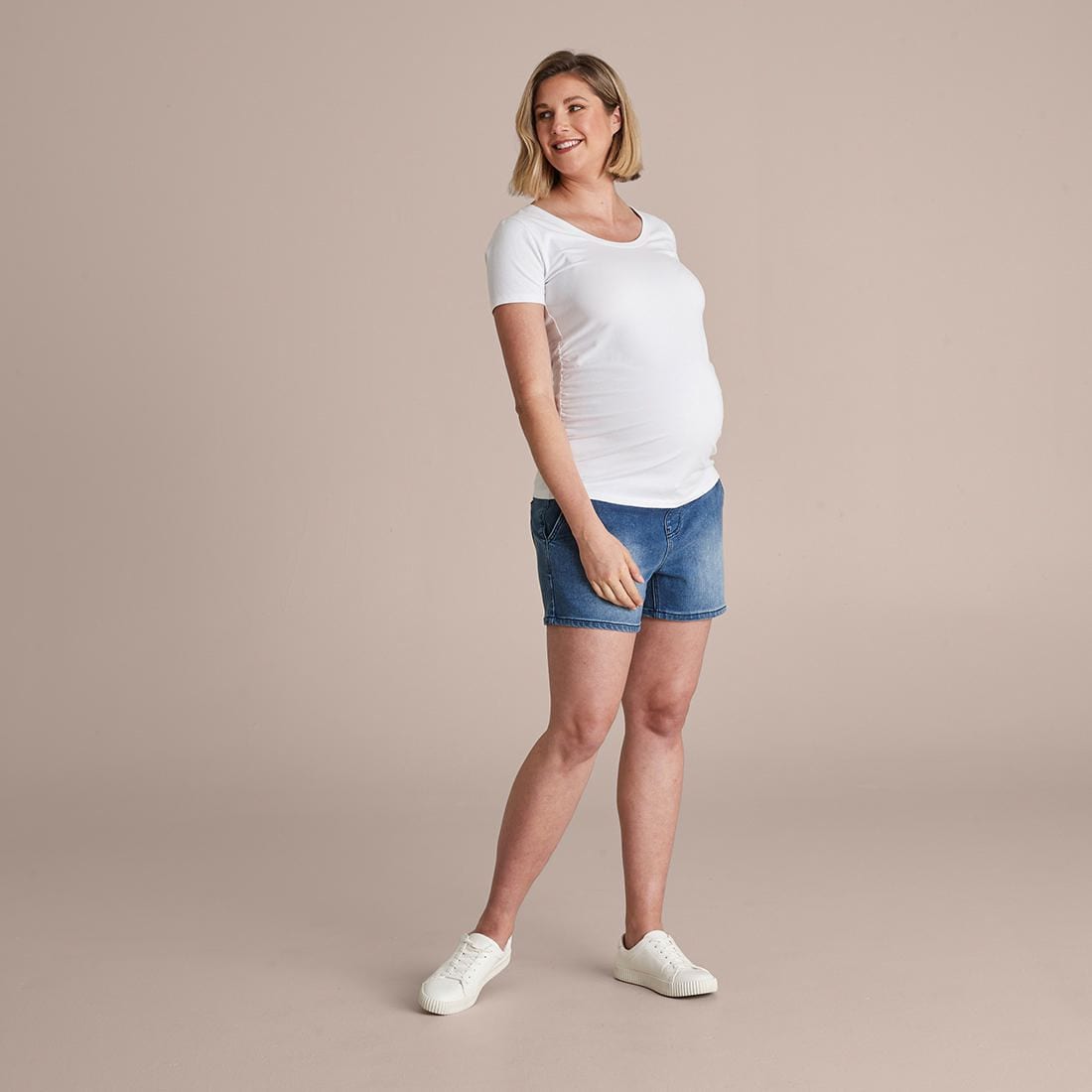 Maternity Gathered Waist Denim Shorts 