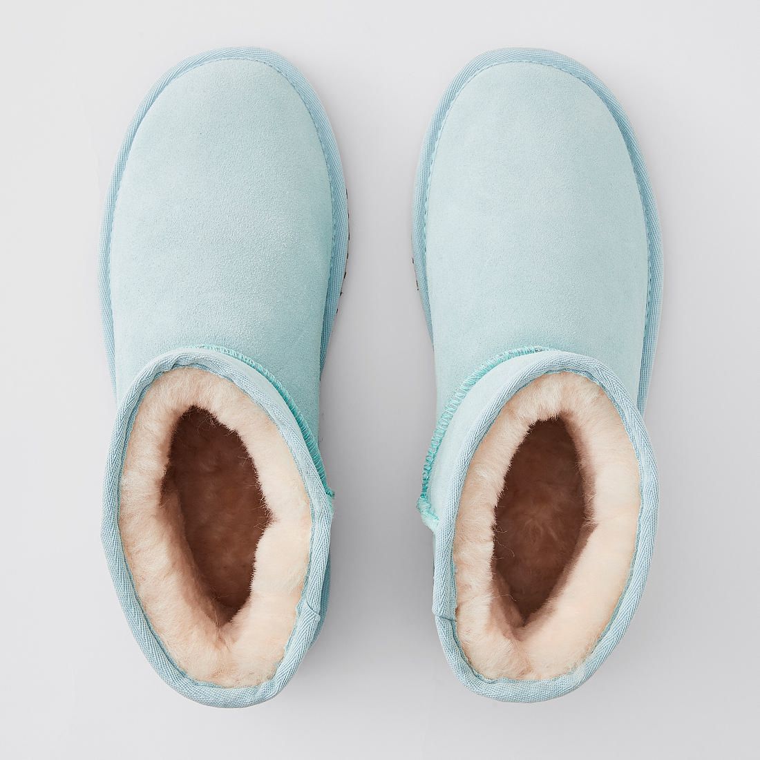 black ugg snow boots