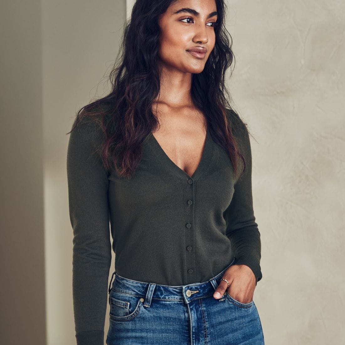Preview Merino Wool V-Neck Button 