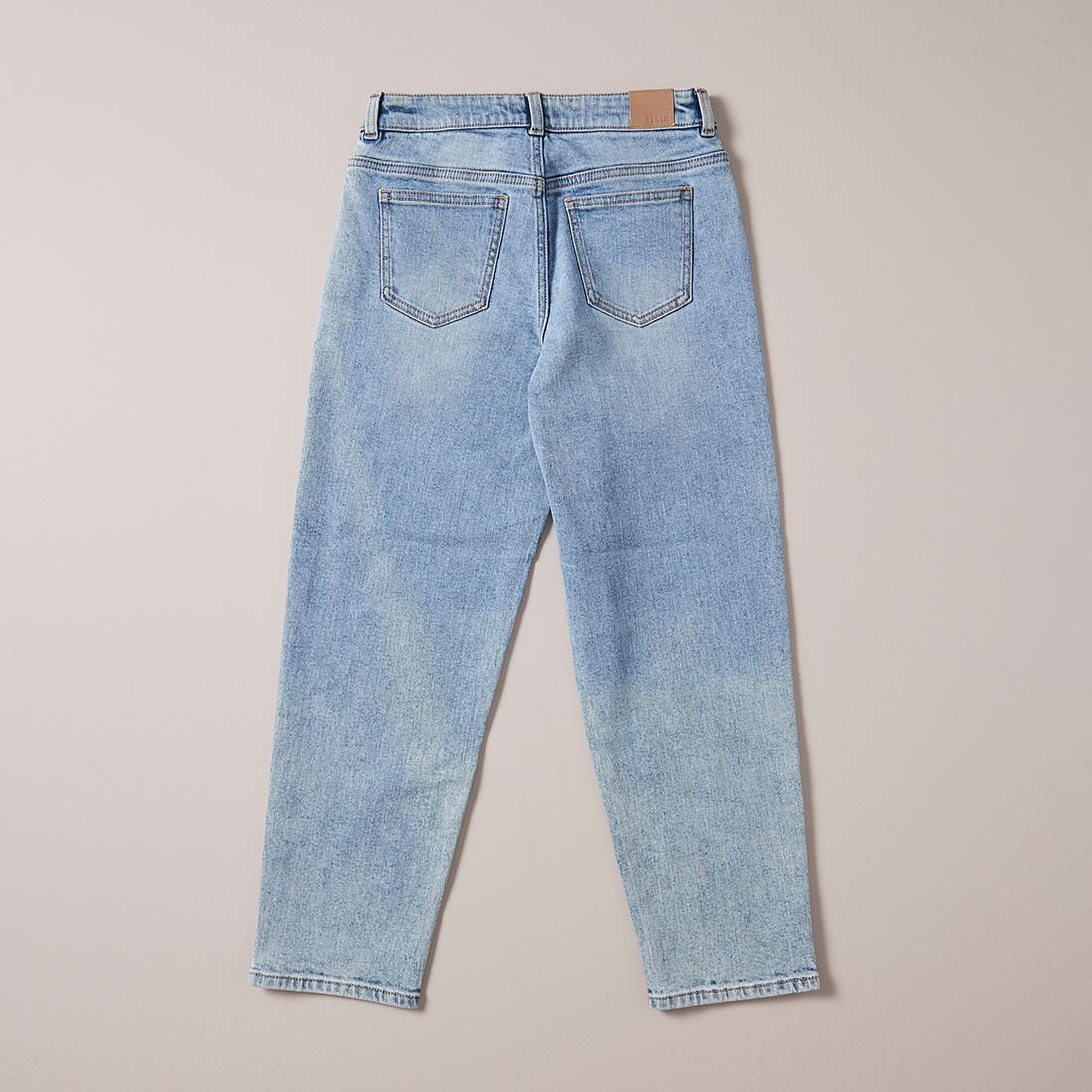 Straight Leg Denim Jeans - Light Blue 