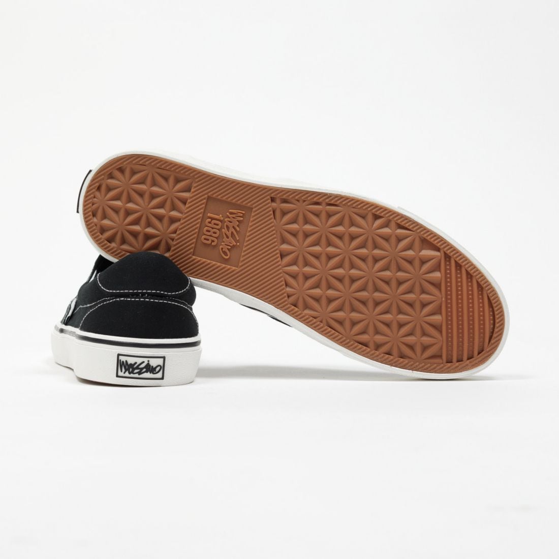 mossimo slip on shoes