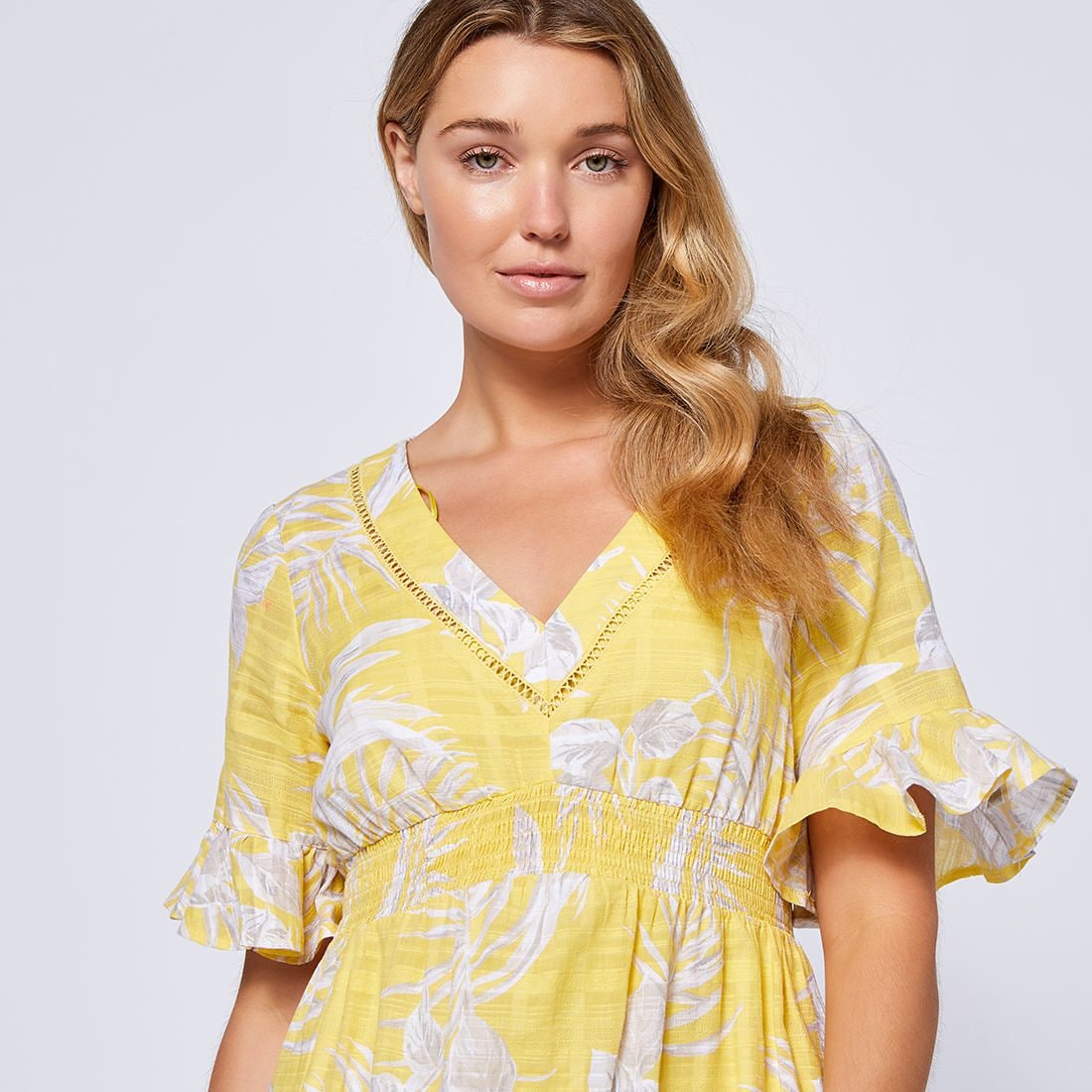 Tropical Print Flutter Sleeve Waisted 