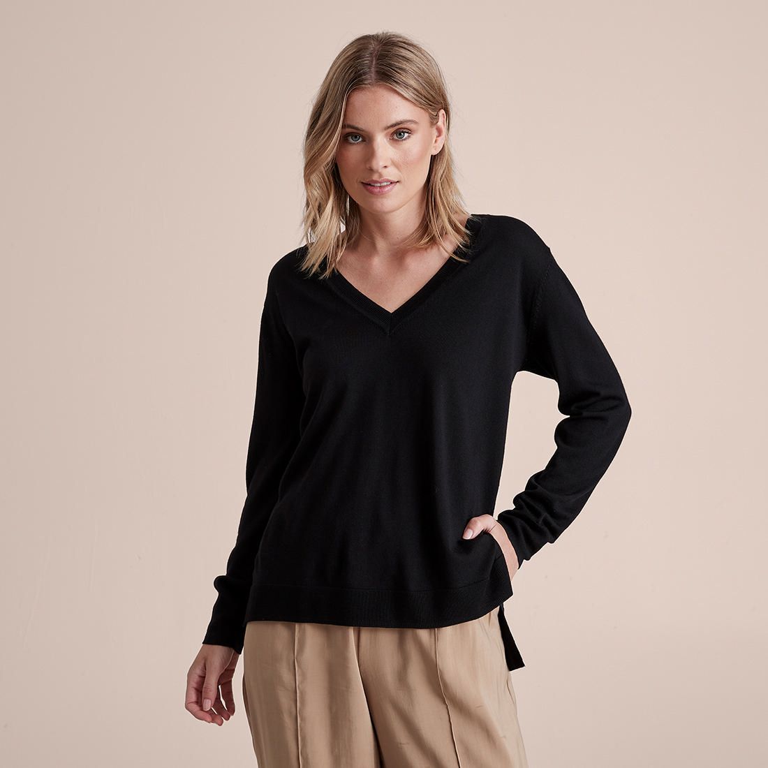 Preview Merino Wool V-Neck Jumper 