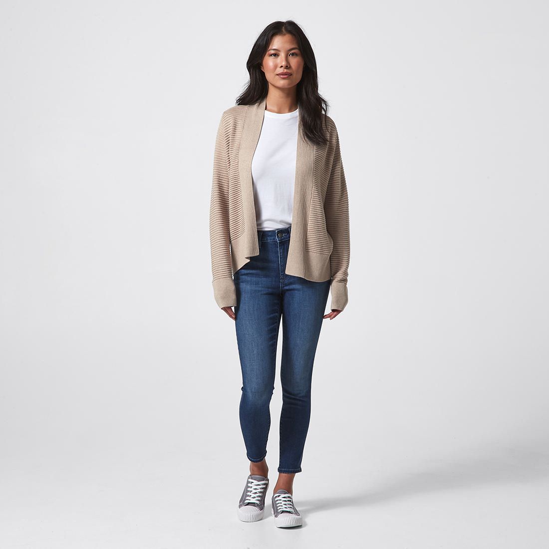 short edge to edge cardigan