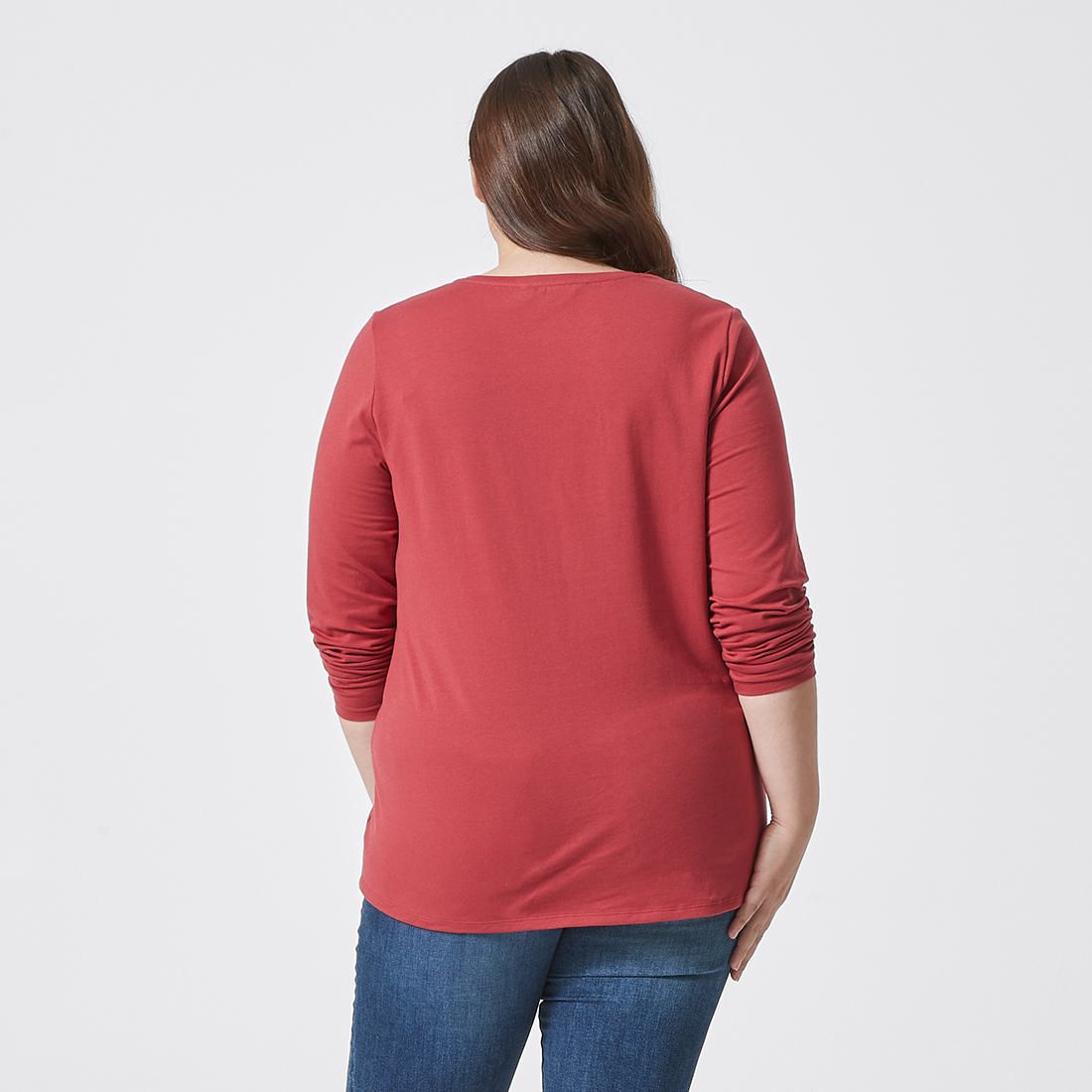 Belle Curve Long Sleeve Scoop Neck T 