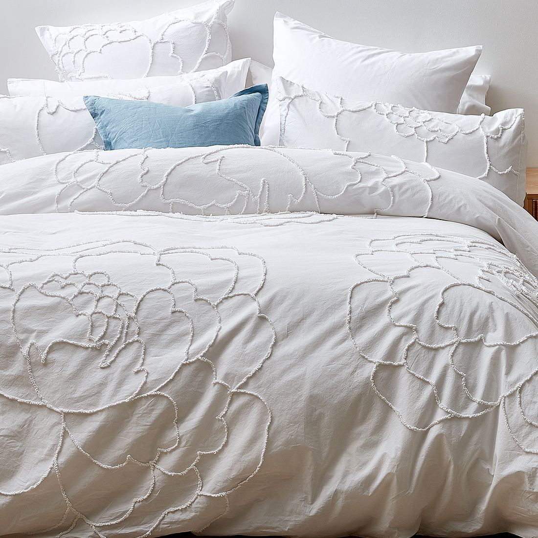 Greta Looped Chenille Quilt Cover Set 