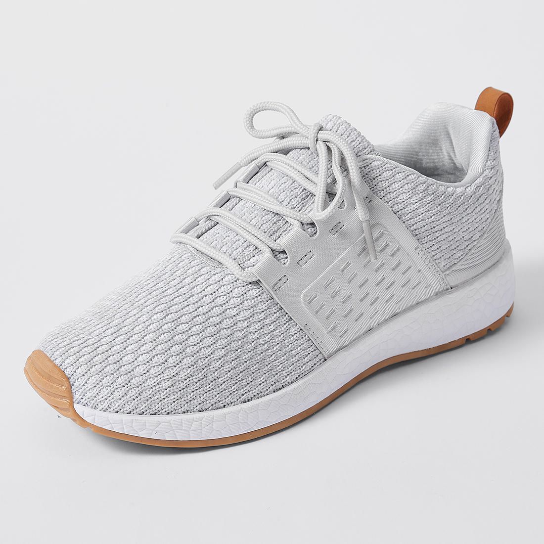 lace tennis shoes