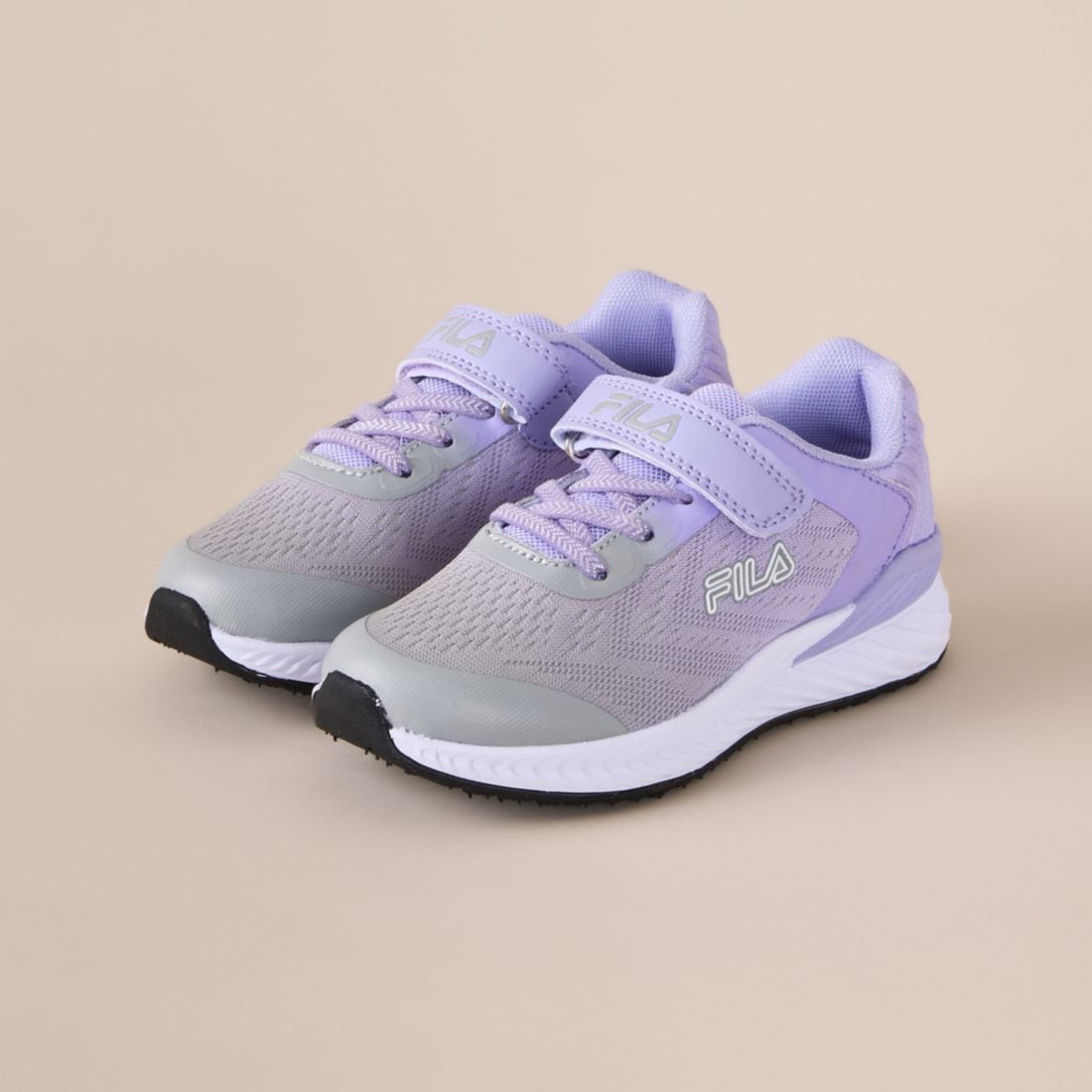 fila strap sneakers