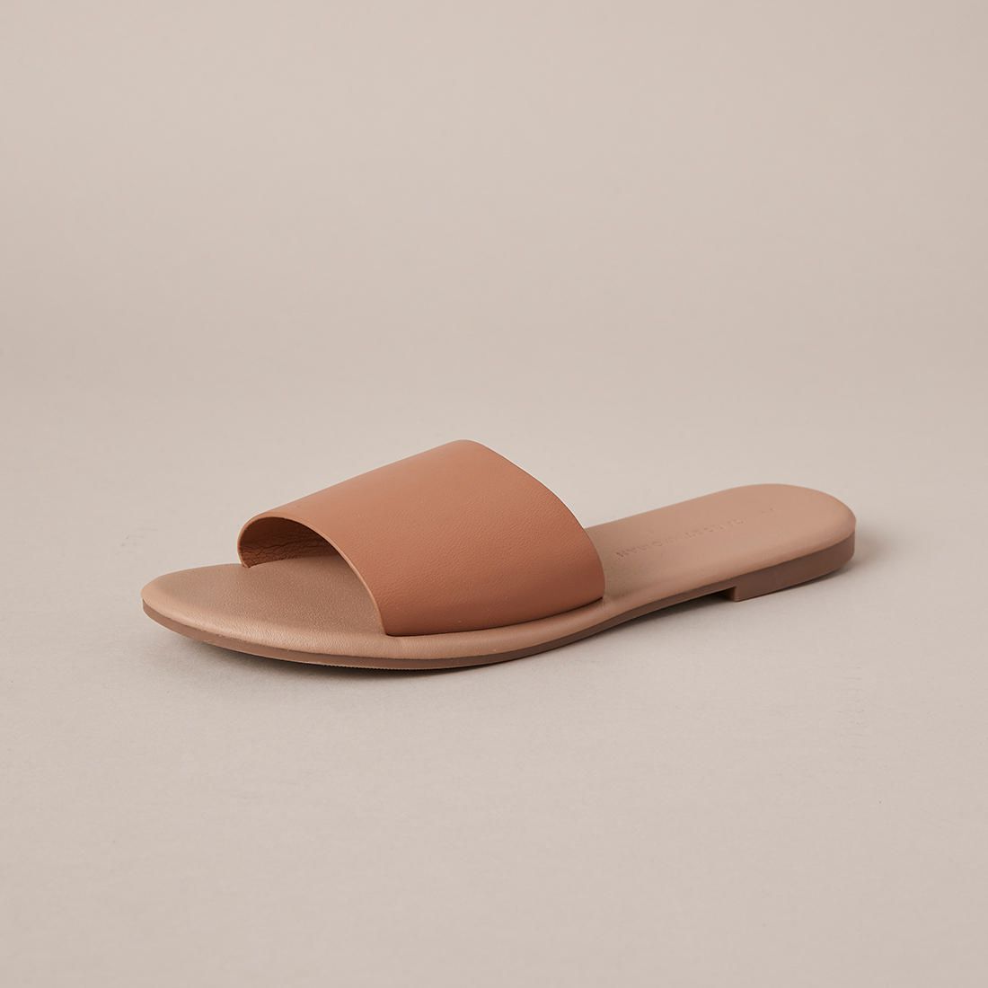 womens tan slides
