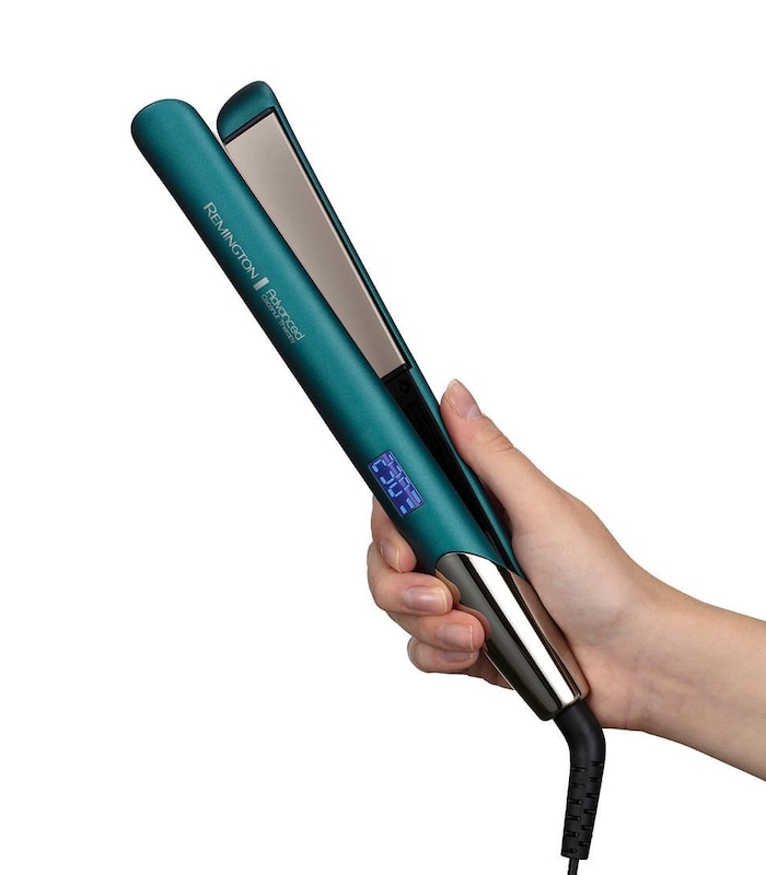 Remington Advanced Coconut Therapy Hair Straightener