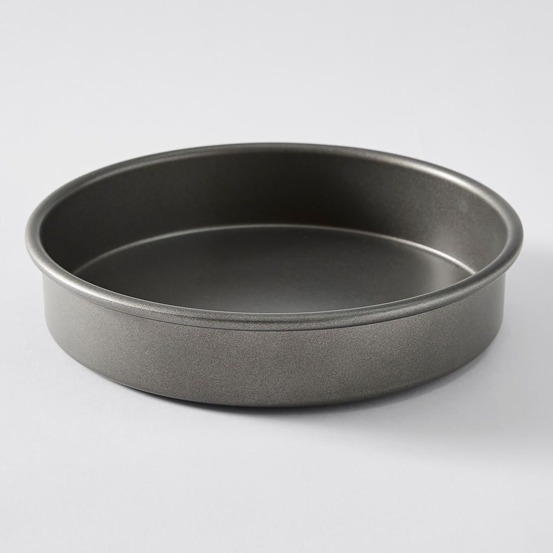 round tin