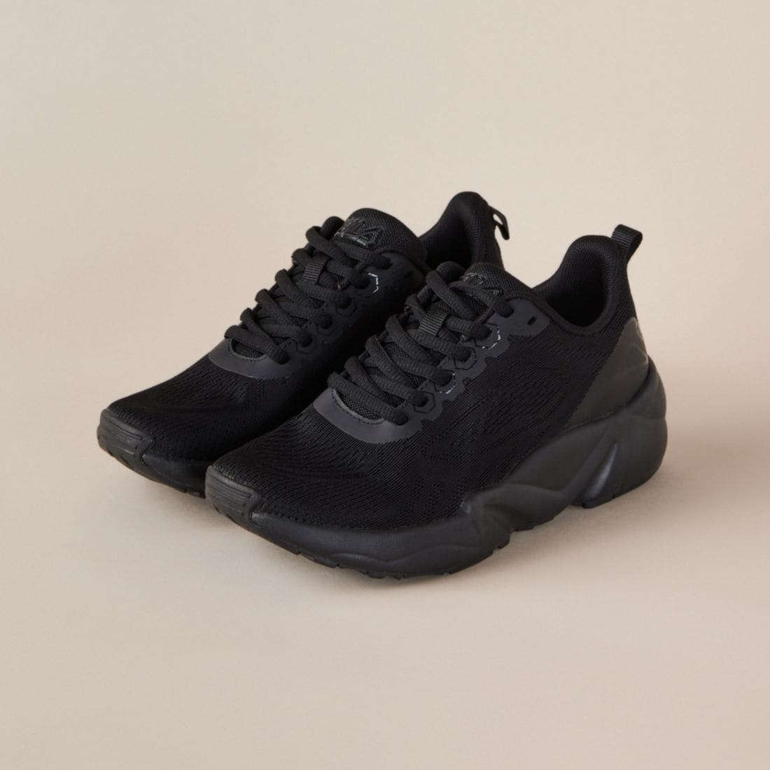 fila black trainers womens