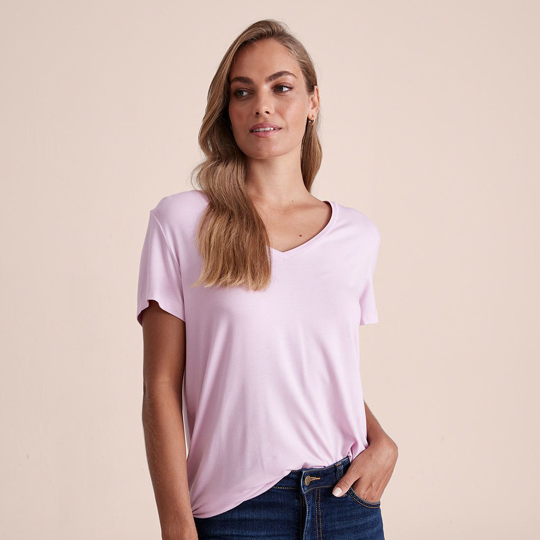 Modal/Elastane V-Neck T-Shirt - Winsome 