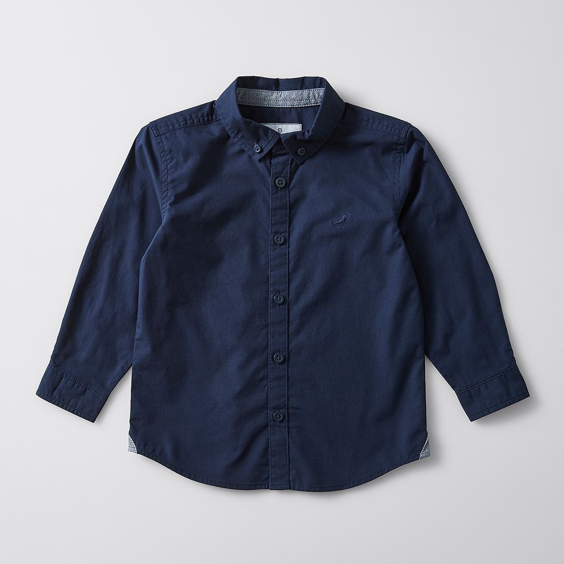 navy shirt