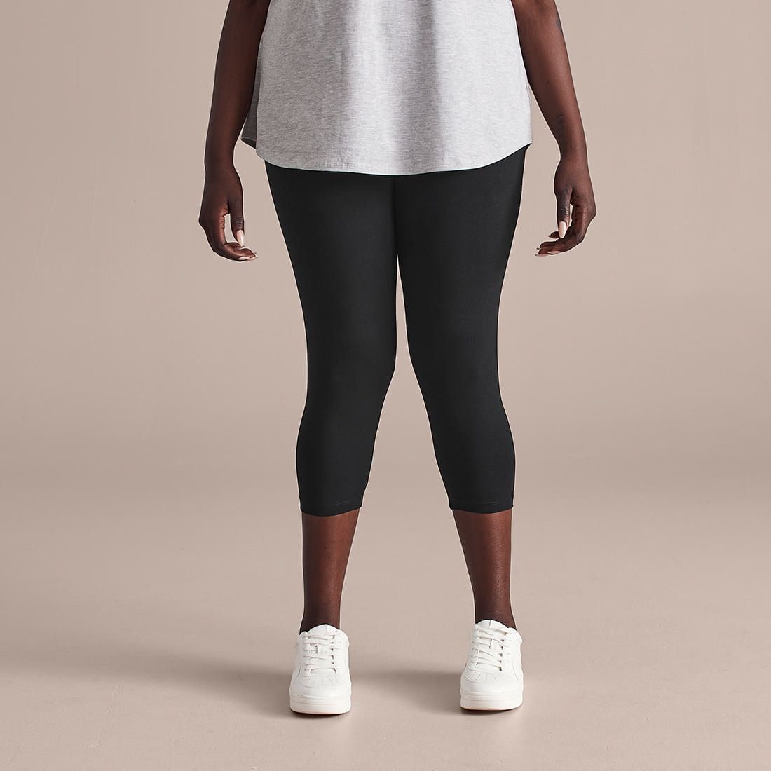 black ankle length leggings