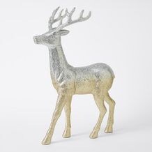 target reindeer outdoor