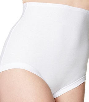 Bonds Cottontail Full Briefs; Style: 1013T