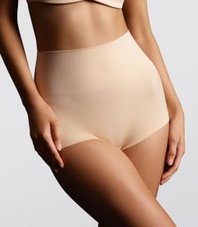 Ambra Seamless Smoothies Shorts; Style: AMSHSSSH
