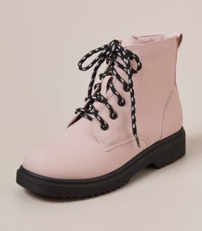 YTH G PINK CLEATED LACE UP BOOT  SIZE 6-6