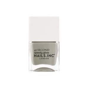 nails