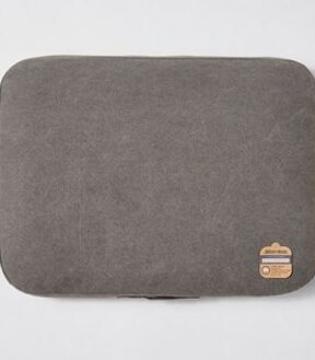 Patch & Socks Pacha Outdoor Pet Bed - Medium