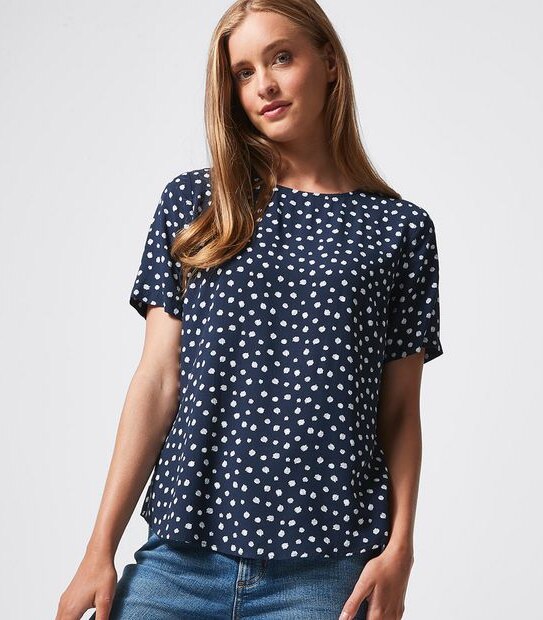 Mary Curved Hem Top