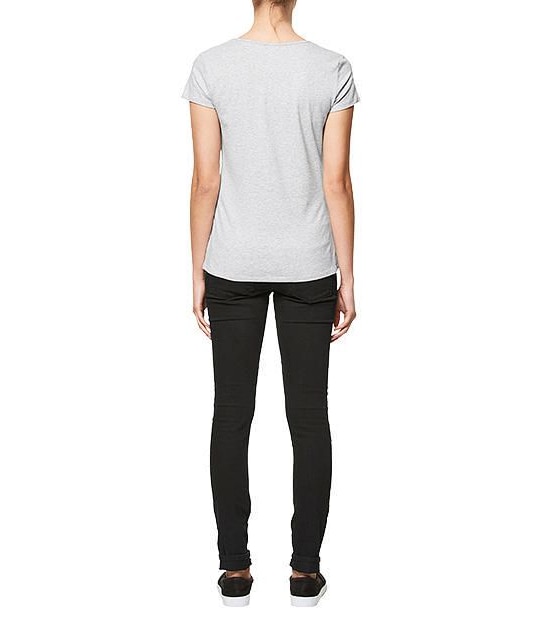 Basic T-Shirt 2 of 4