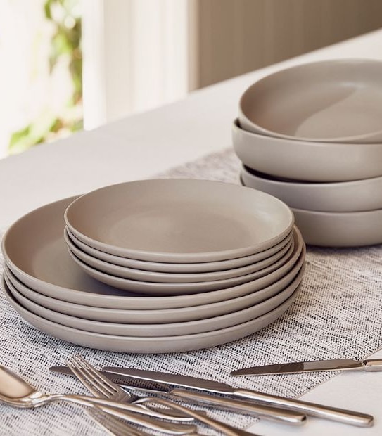 Affinity Dinner Plates