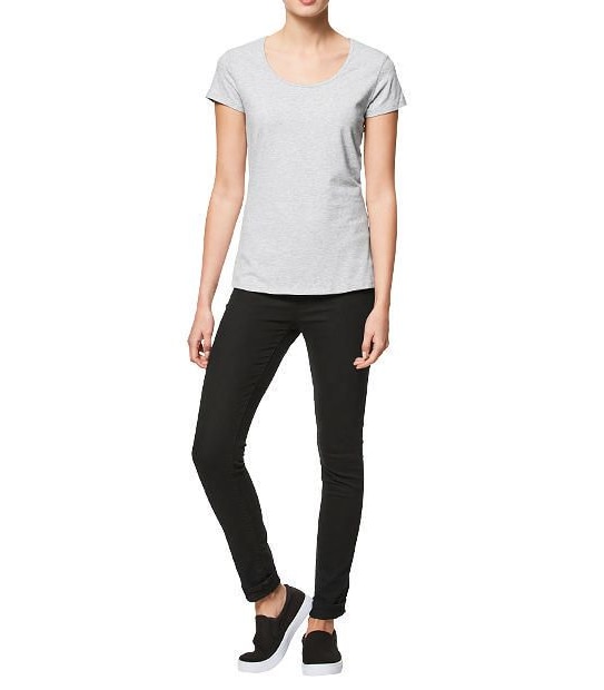 Basic T-Shirt 3 of 4