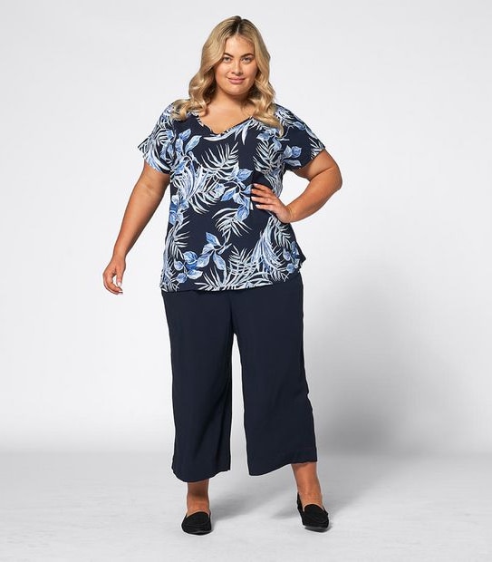 Belle Curve Printed Mary Top