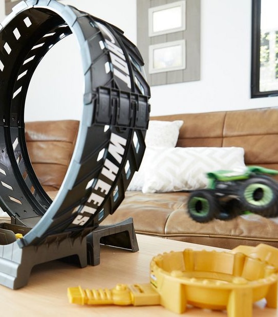Hot Wheels Monster Trucks Epic Loop Challenge Play Set
