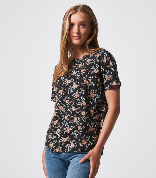Mary Curved Hem Top