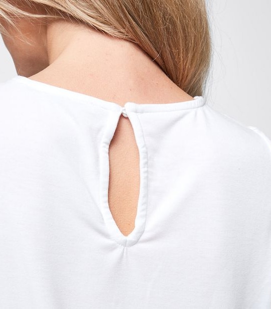 Joely Scallop Edge Top