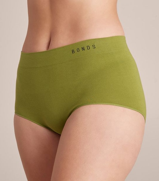 Bonds Seamless Full Briefs; Style: WWGAT