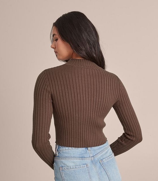 Lily Loves Cropped Rib Knit Skivvy