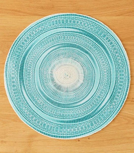 Round Woven Paper Placemat 