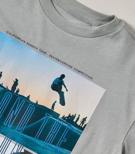 245586_02 SS TEE GRAPHIC SKATE LIMESTONE Target Australia