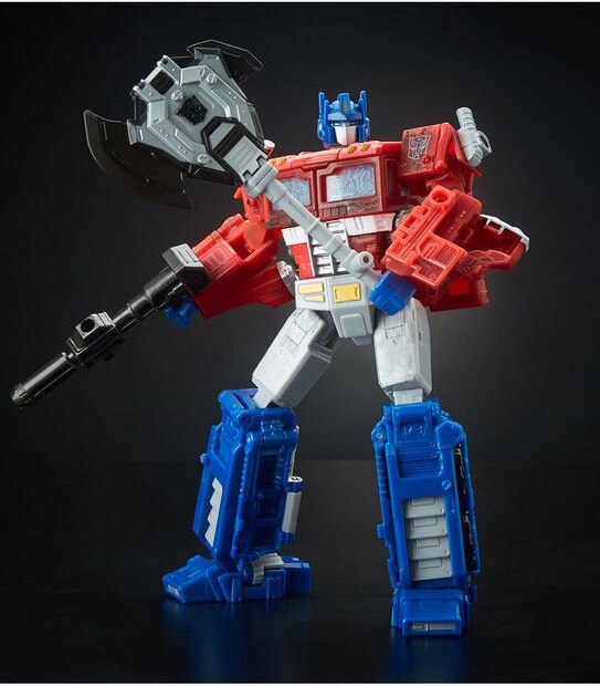 Transformers Generations War For Cybertron: Siege Voyager Action Figure Assorted