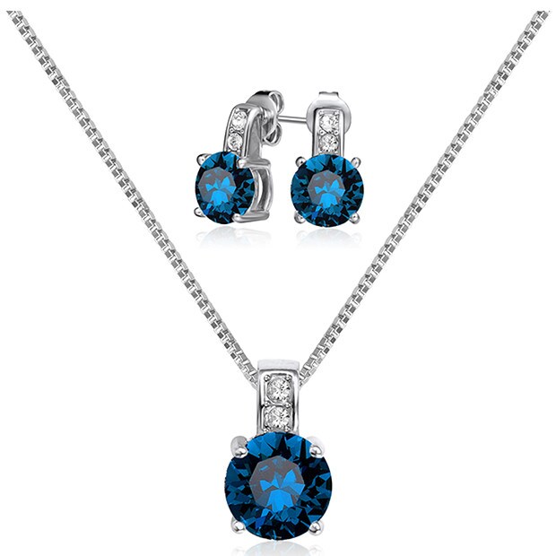 Mestigé Pendant & Earring Set With Swarovski® Crystals - Silver Mestigé Pendant & Earring Set With Swarovski® Crystals - Silver
