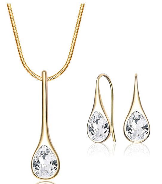 Mestigé Pendant & Earring Set With Swarovski&reg; Crystals - Gold
