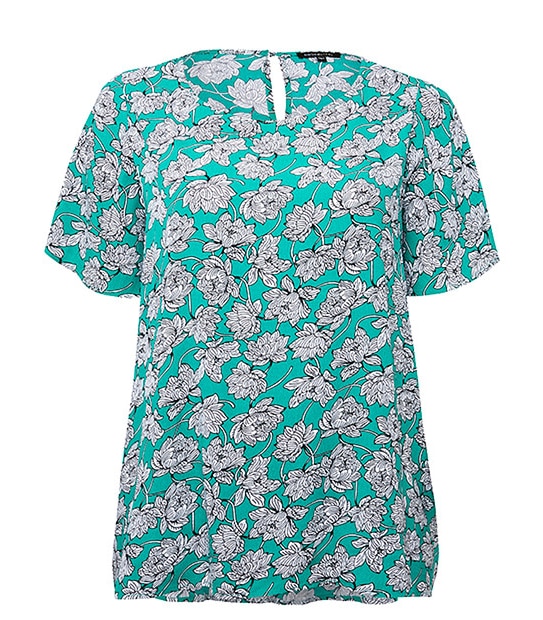 Belle Curve Flutter Sleeve Top