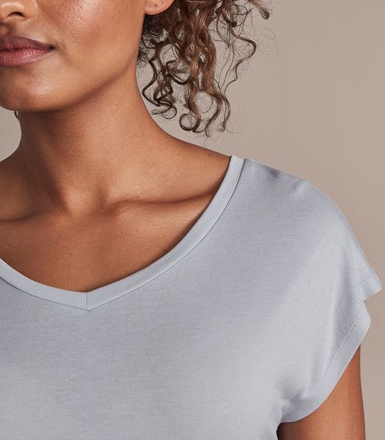 Active Core V-Neck T-Shirt