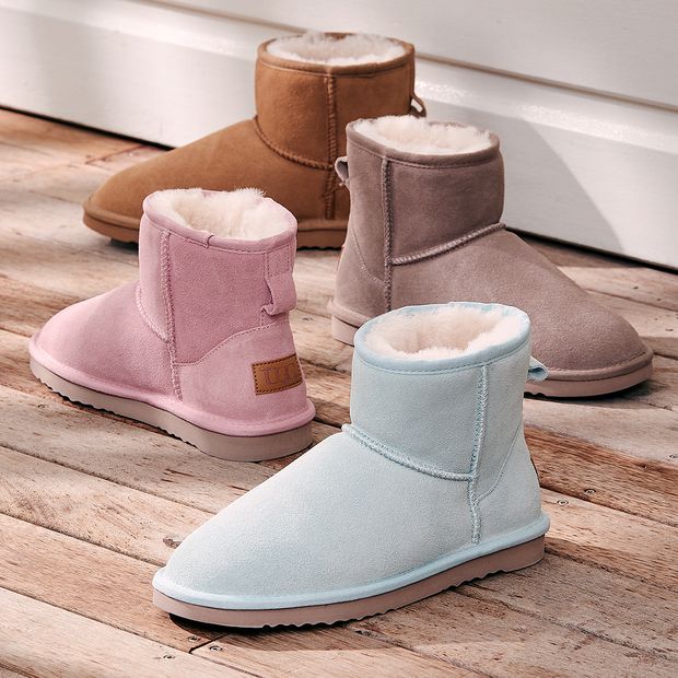 dsw black uggs