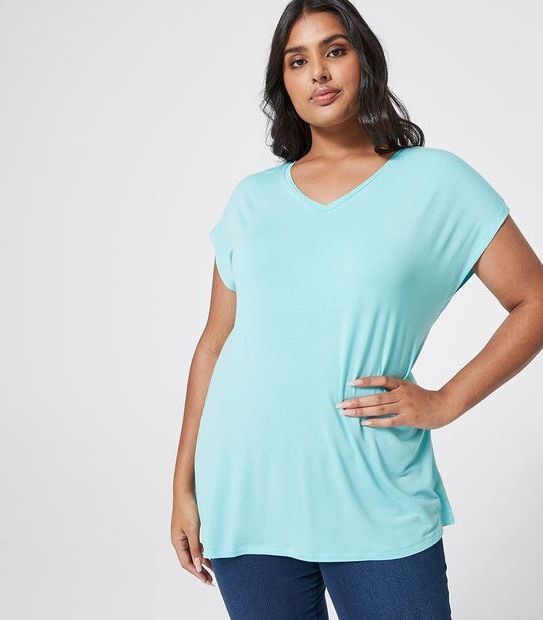 Belle Curve V-Neck T-Shirt