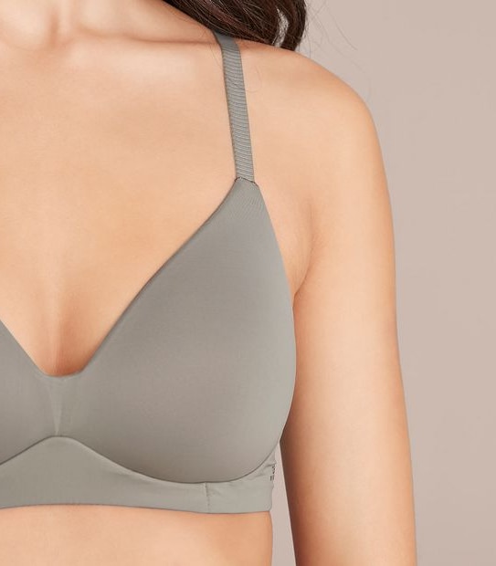 Be By Berlei Wirefree T-Shirt Bra; Style: YWU7